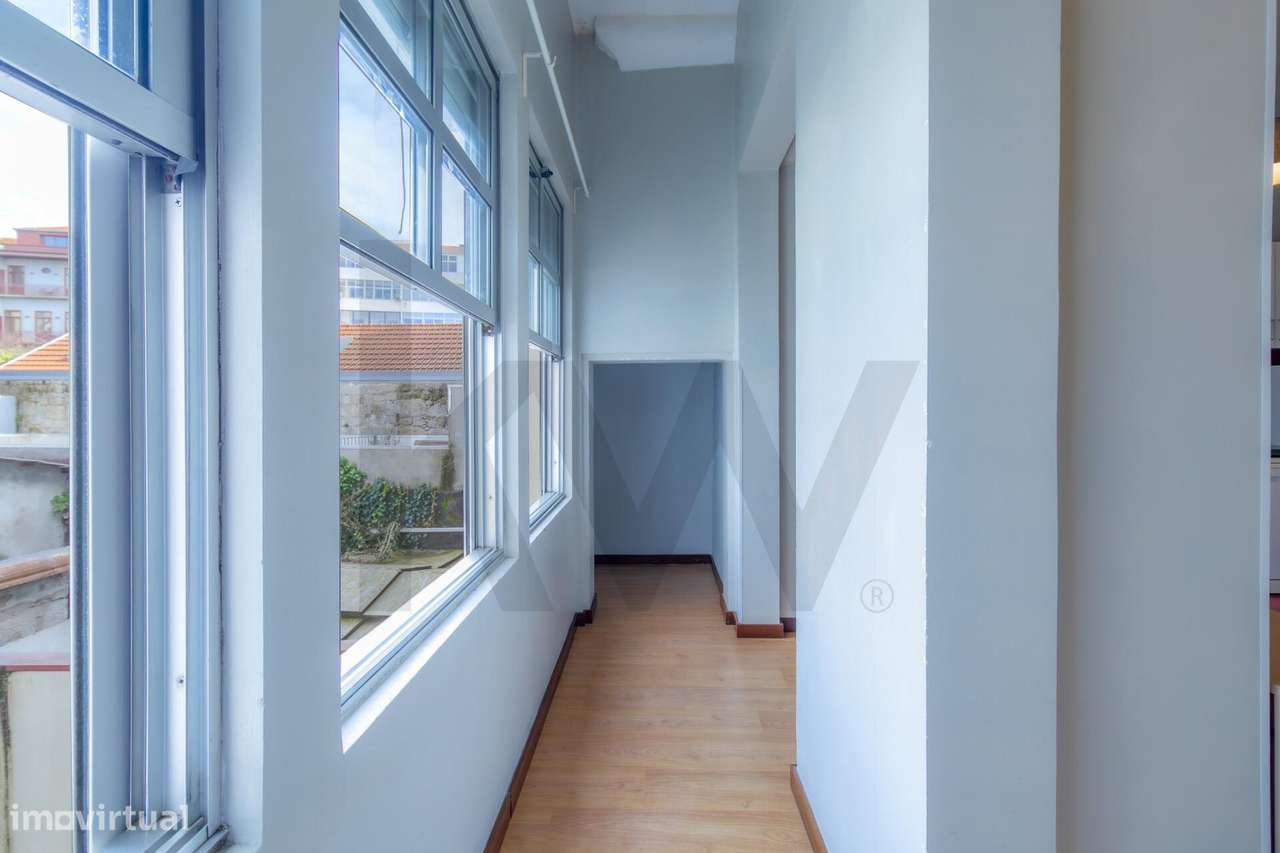 T1 Encantador no Coração do Porto – Reabilitado, Perfeito para Habitaç - Grande imagem: 4/25