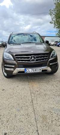 Mercedes-Benz ML 350 BlueTec 4MATIC Aut - 12