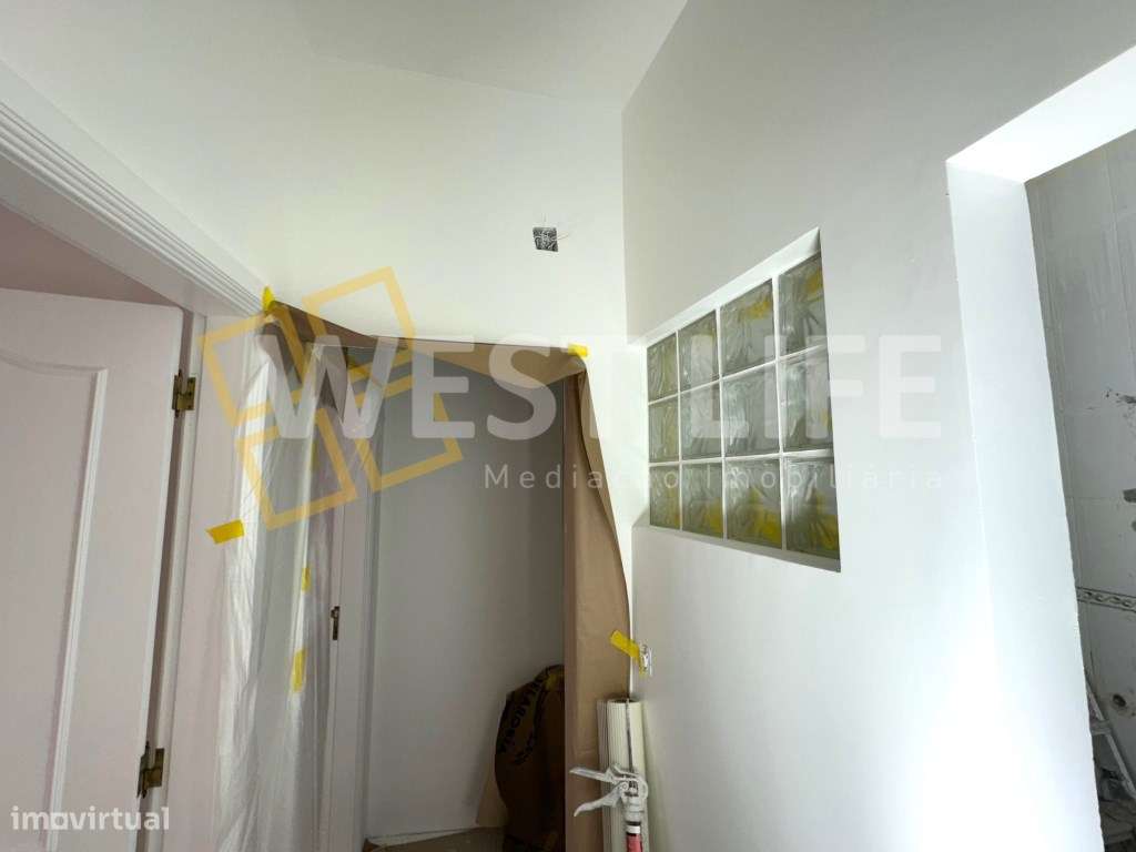 EXCLUSIVO WL Moradia T2 totalmente remodelada com VISTA MAR a apena...-8