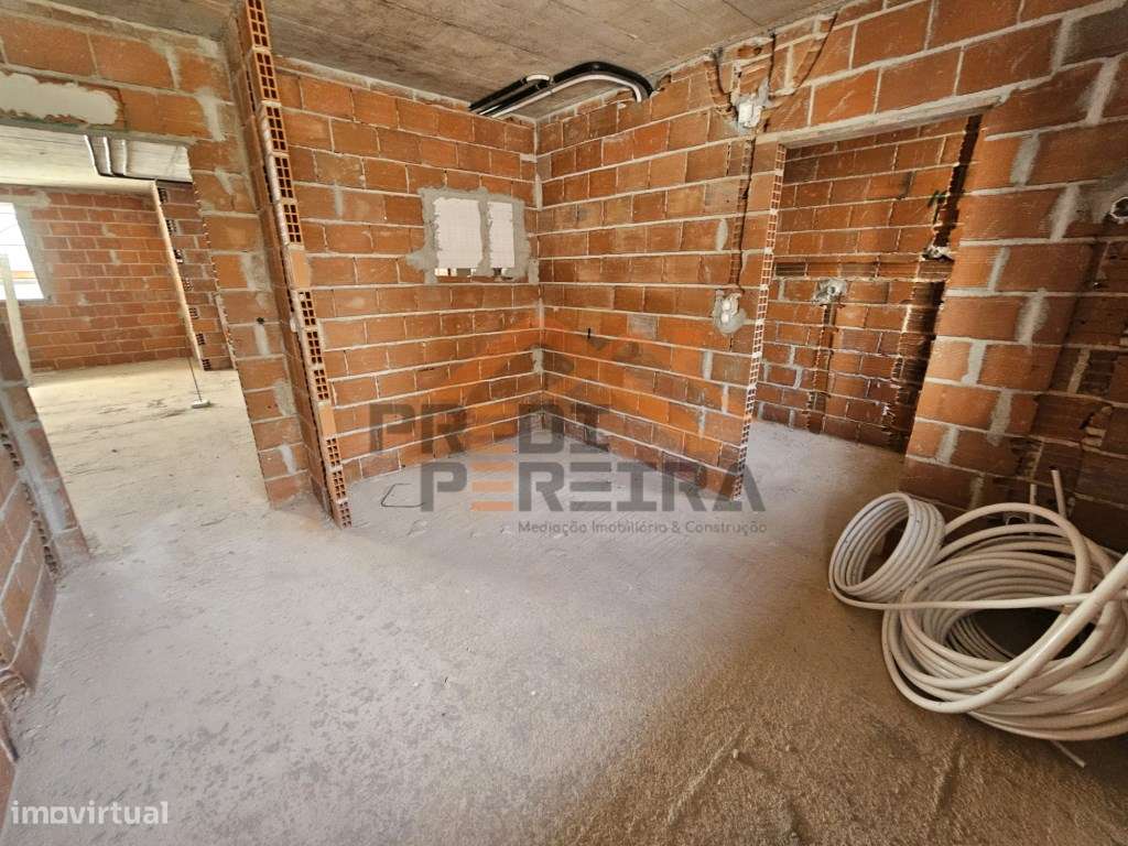 T1 situado na Quinta dos Fartos, Apelação.-34