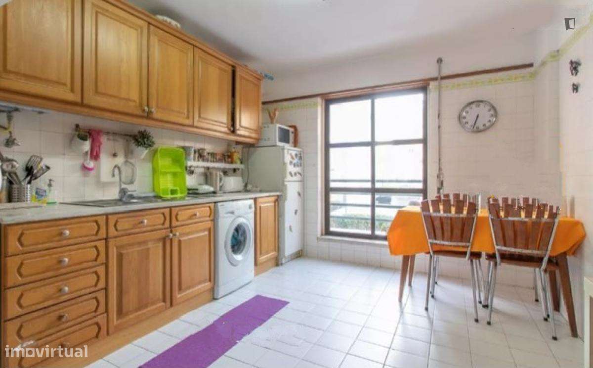 Quarto - localizado em Carcavelos Lisbon - Grande imagem: 3/15