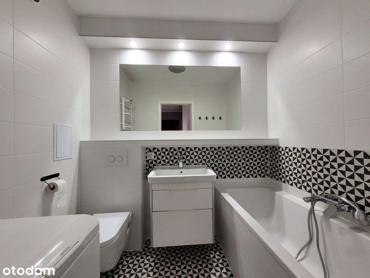 Koło ulica Tulipanowa  REERWACJA DO 15.12.2025R.-9