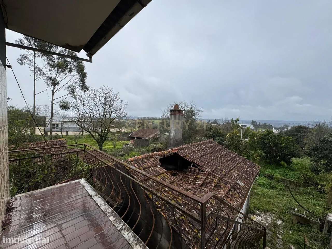 Espetacular Moradia T3 com Vista Panorâmica em Pombal-27