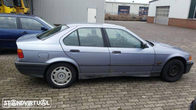 BMW série 3 E36 de 1996 para peças - 1