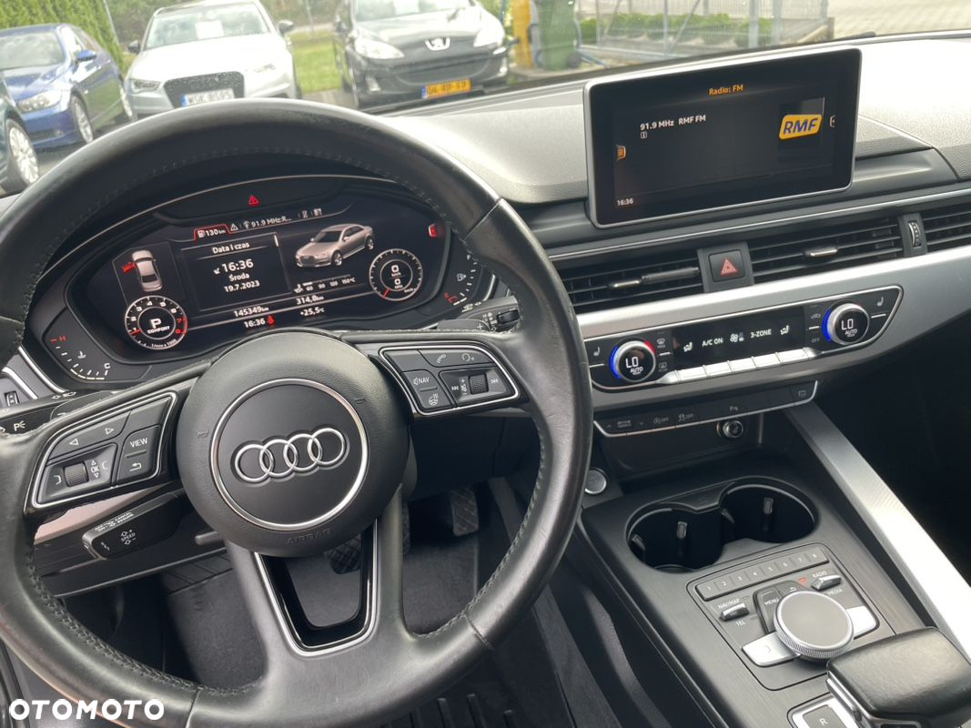 Audi A4 2.0 TFSI Quattro Design S tronic - 17