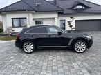 Infiniti FX FX30d S - 4