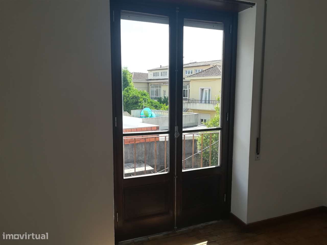 Apartamento T4 - Bairro Norton de Matos - Coimbra/Venda-25