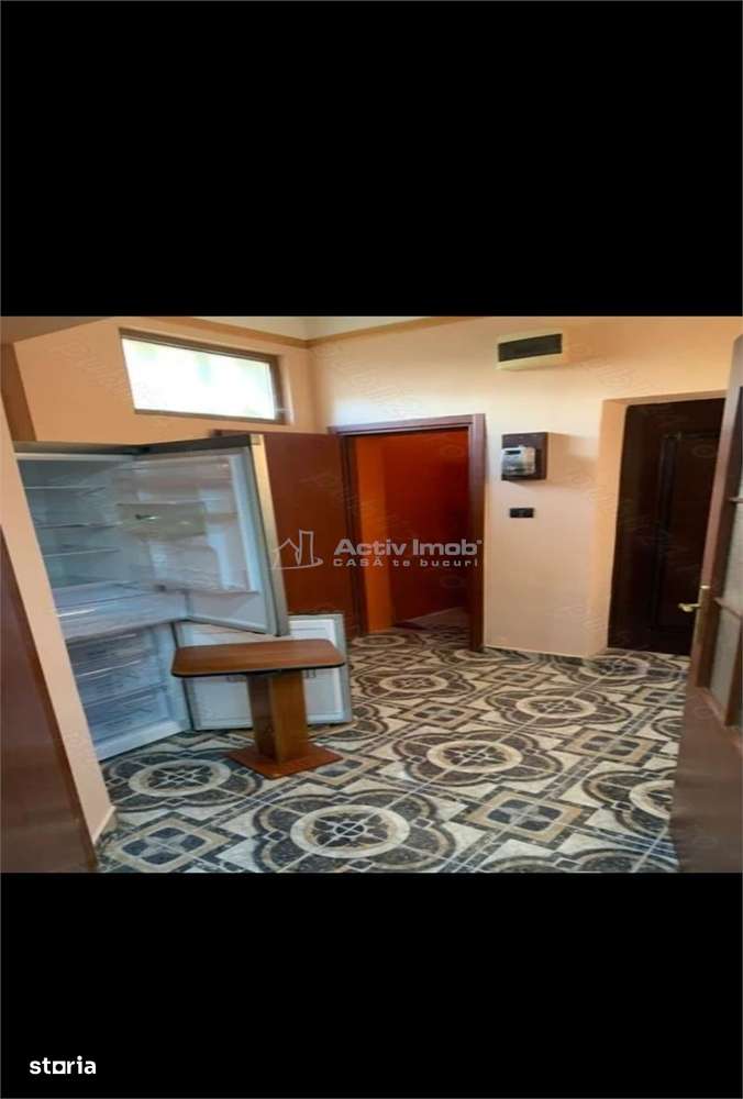 3 cam - zona Centrala - Imagine principală: 3/9