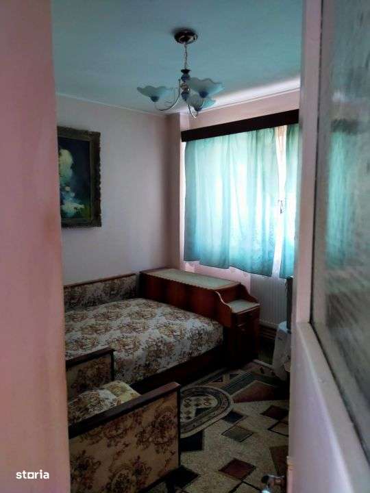 - Apartament 3 camere, confort 1 decomandat, zona Obor. - Imagine principală: 3/6