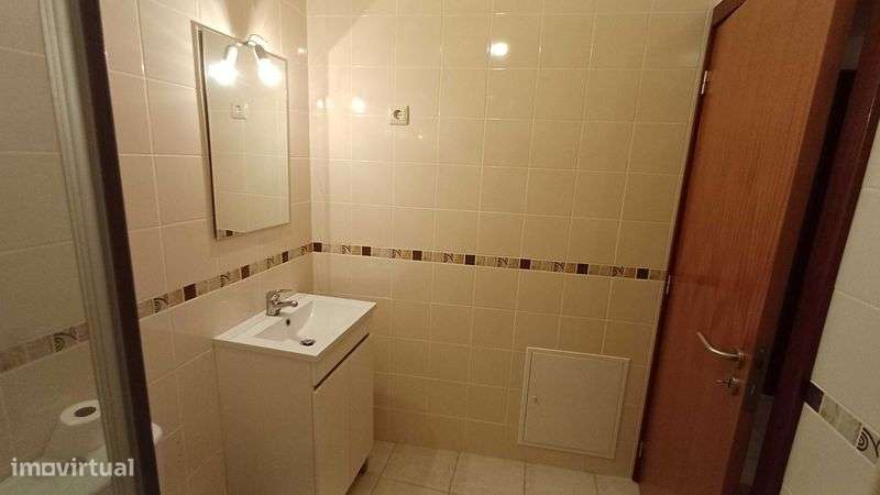 Casa com 5 quartos em Candal de S Pedro do Sul - Grande imagem: 5/12