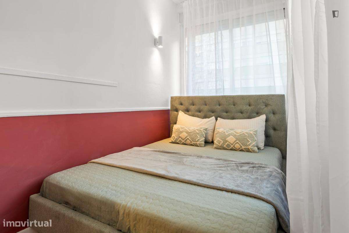 Quarto - localizado em Alvalade Lisbon - Grande imagem: 4/9