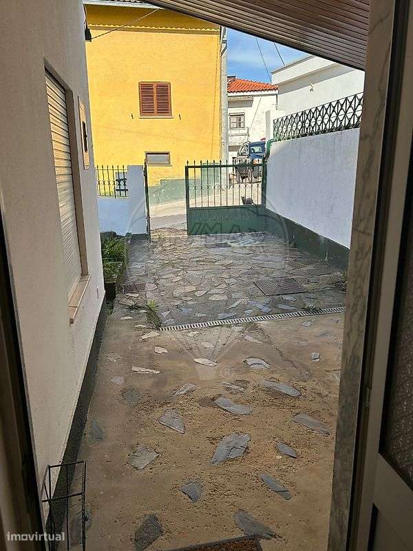 Moradia T2 para venda - Grande imagem: 3/25