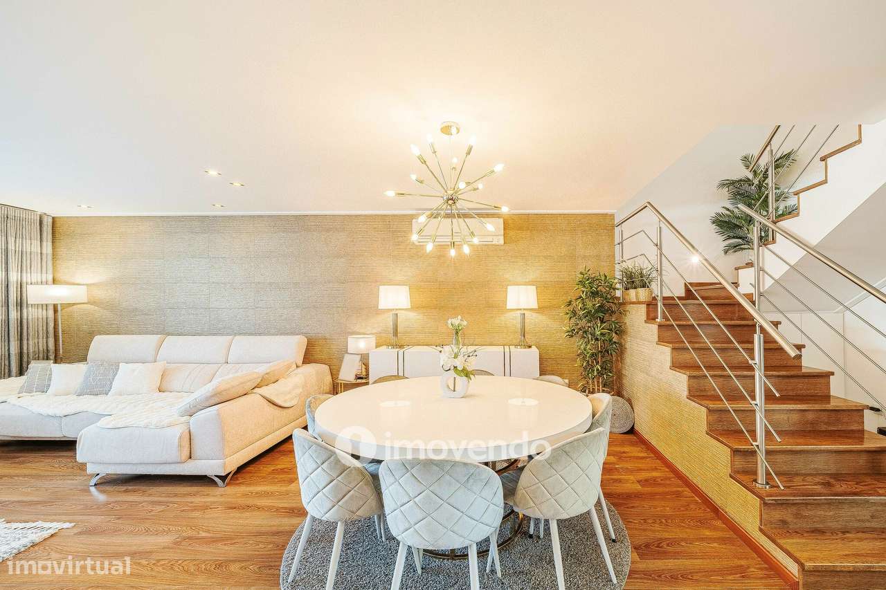 Apartamento T4 Duplex, com estacionamento e arrecadação, no Barreiro - Grande imagem: 5/58