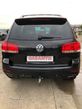 Dezmembram Volkswagen Touareg  2006 3.0 diesel - 4