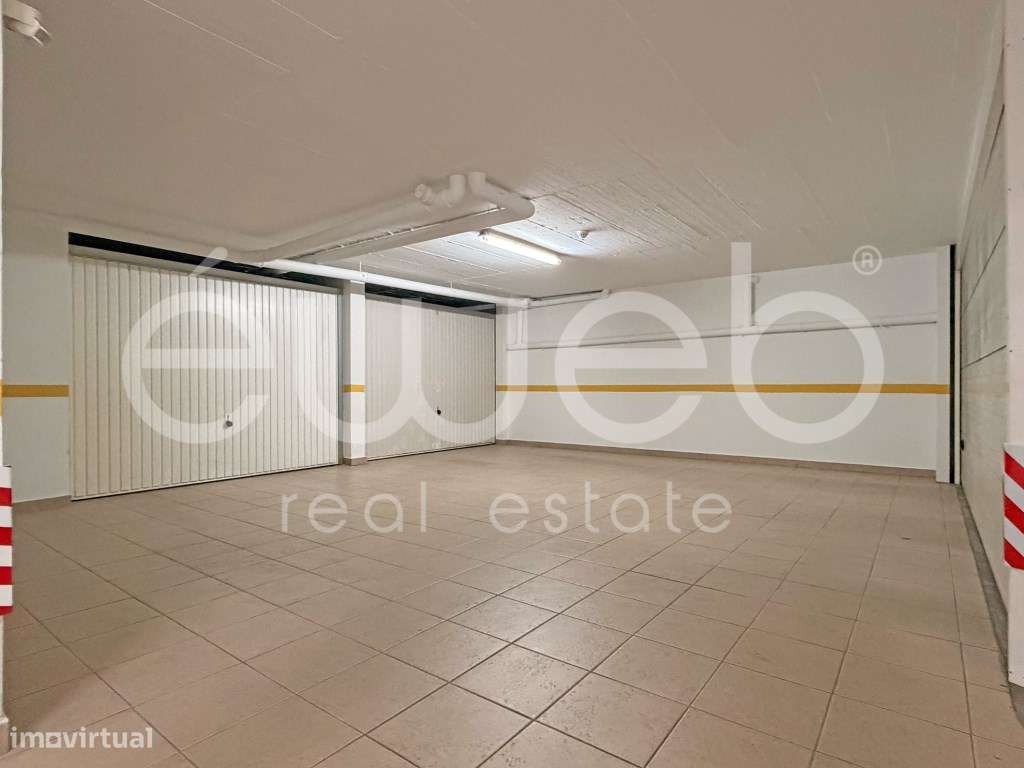 Apartamento T3 com Garagem e Arrecadação, em Aires-39