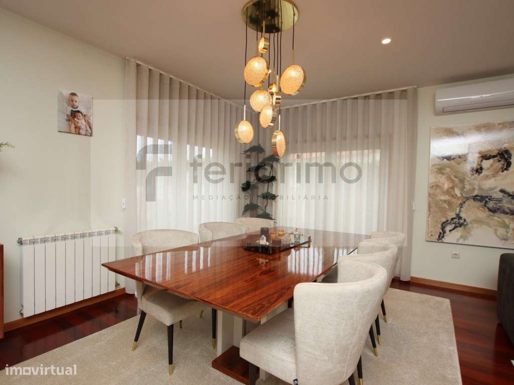 'NOVIDADE'
Excelente Moradia Geminada-10