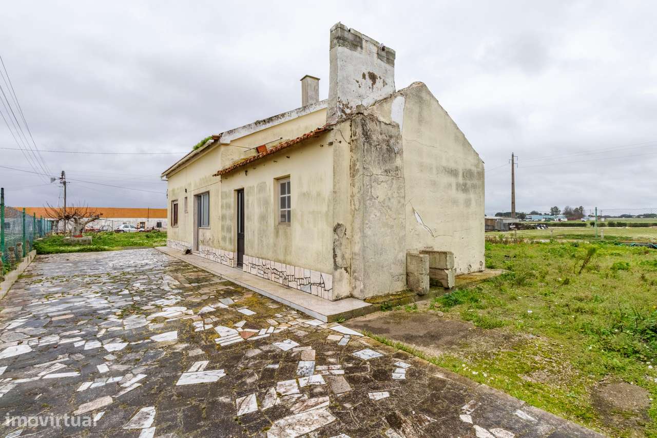 Moradia T2 para renovação | Lote 1.000 m² | São Francisco, Alcochete |-20