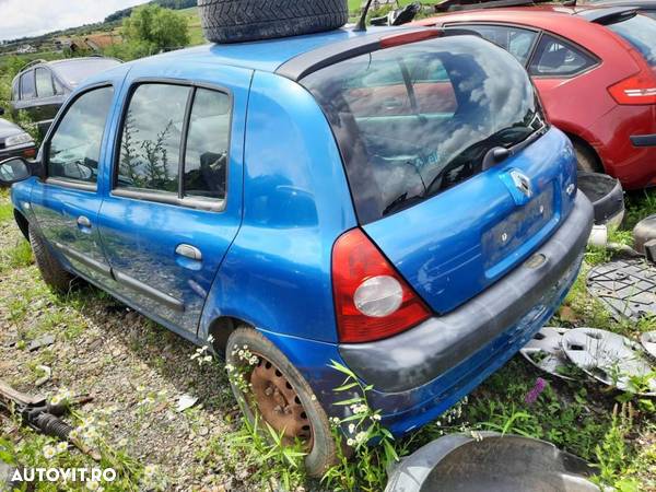 Piese/Dezmembrez Renault Clio 1.2i-16v fabricat 2003 - 5