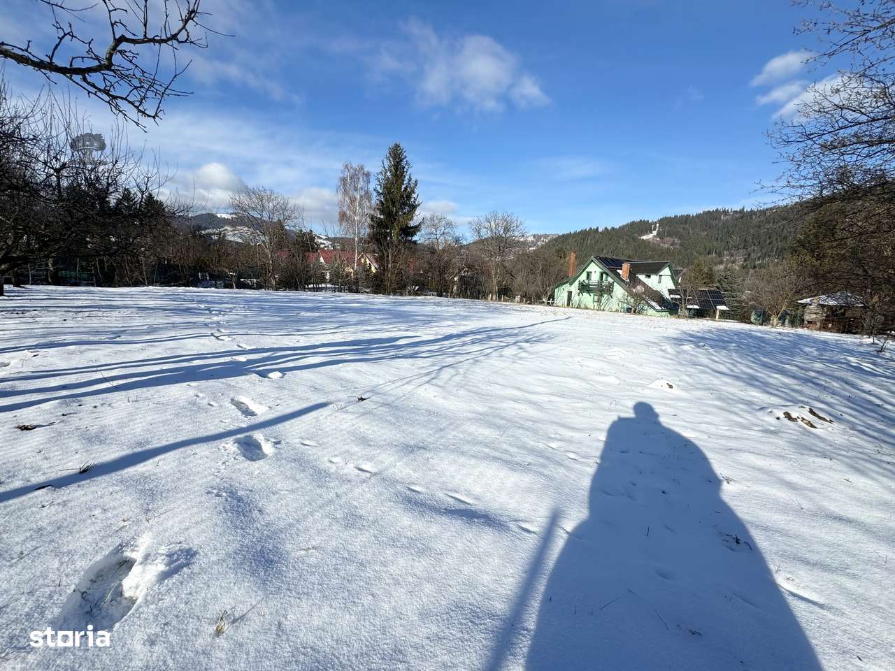 1700mp teren intravilan perf drept, Ceahlau langa lac, acces asflalt - Imagine principală: 5/6