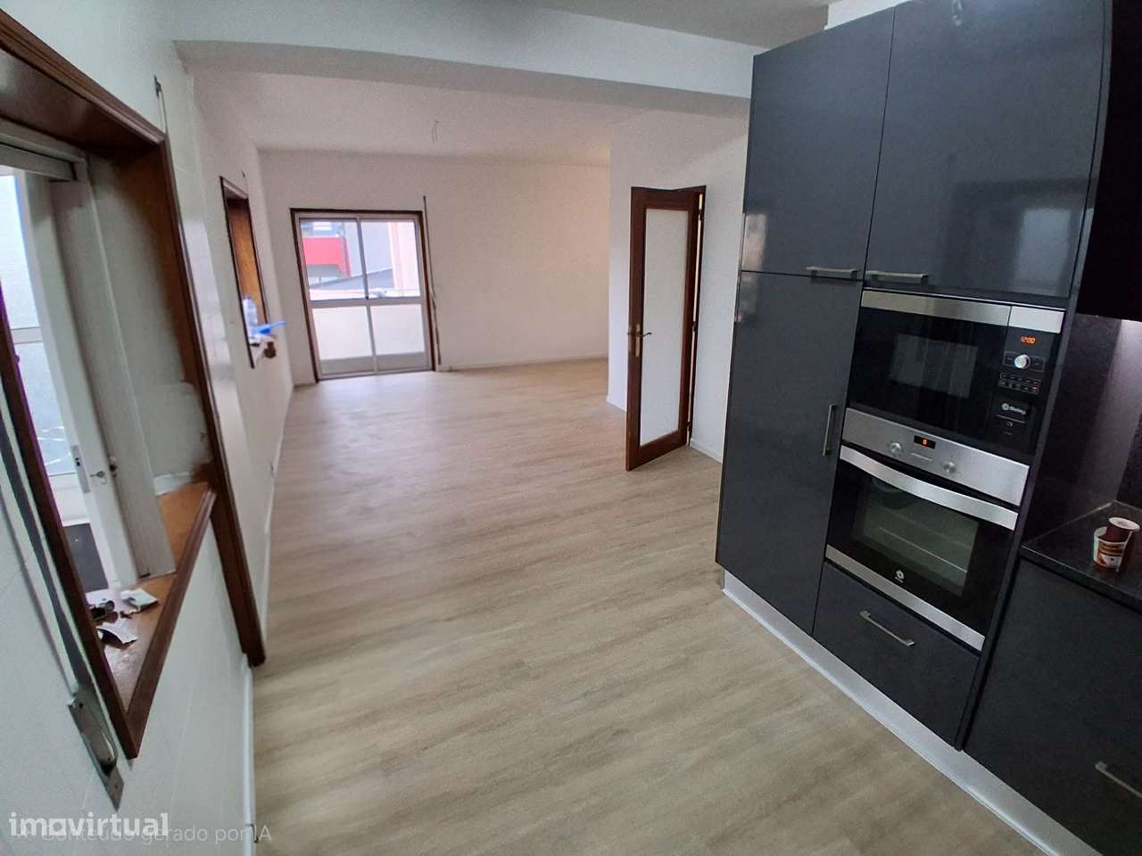 Comprar  T2 Renovado CP/Metro Rio Tinto - Grande imagem: 2/12