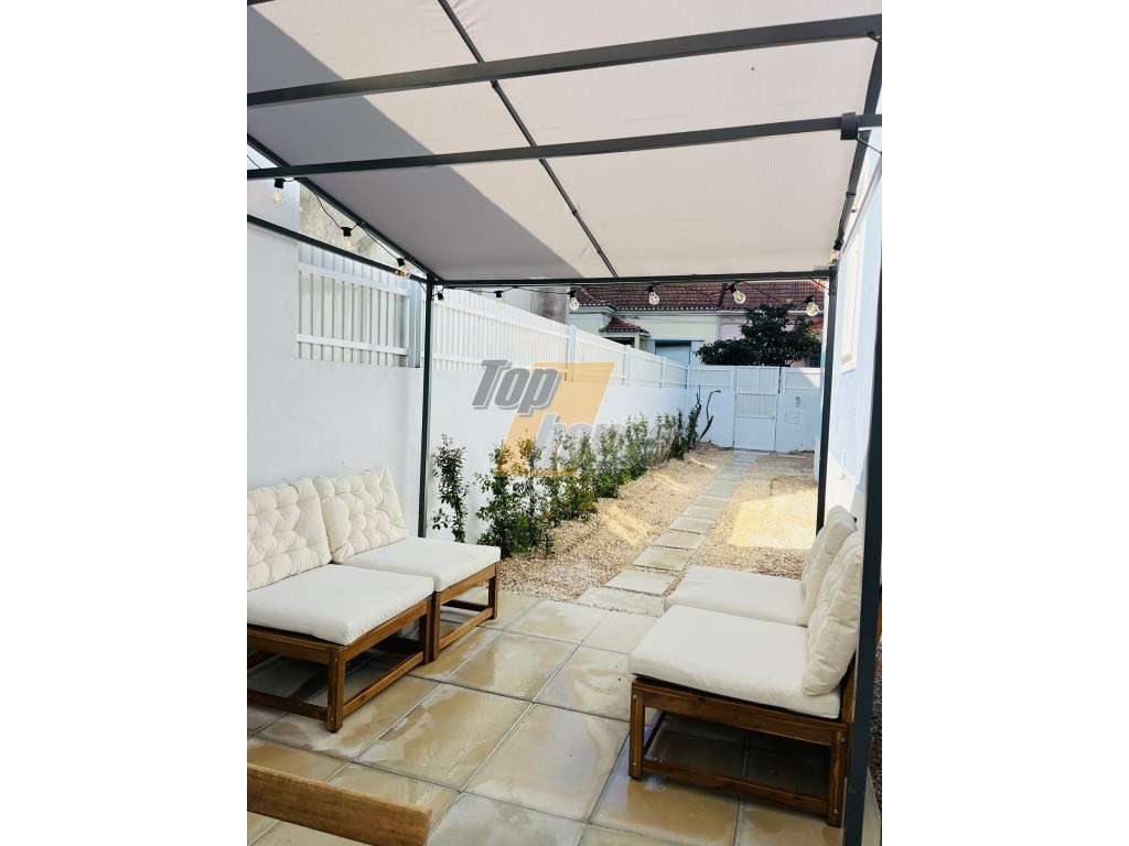 Moradia isolada T10 Costa de Caparica-13