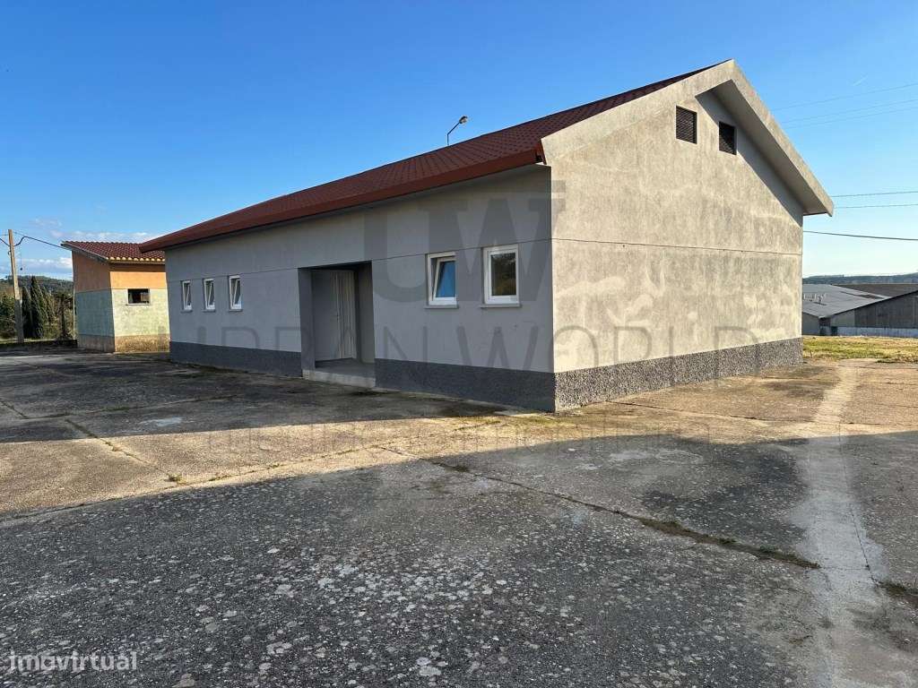 Armazém Industrial - como novo , Abrantes, Santarém 1.867 m² mais L...-22