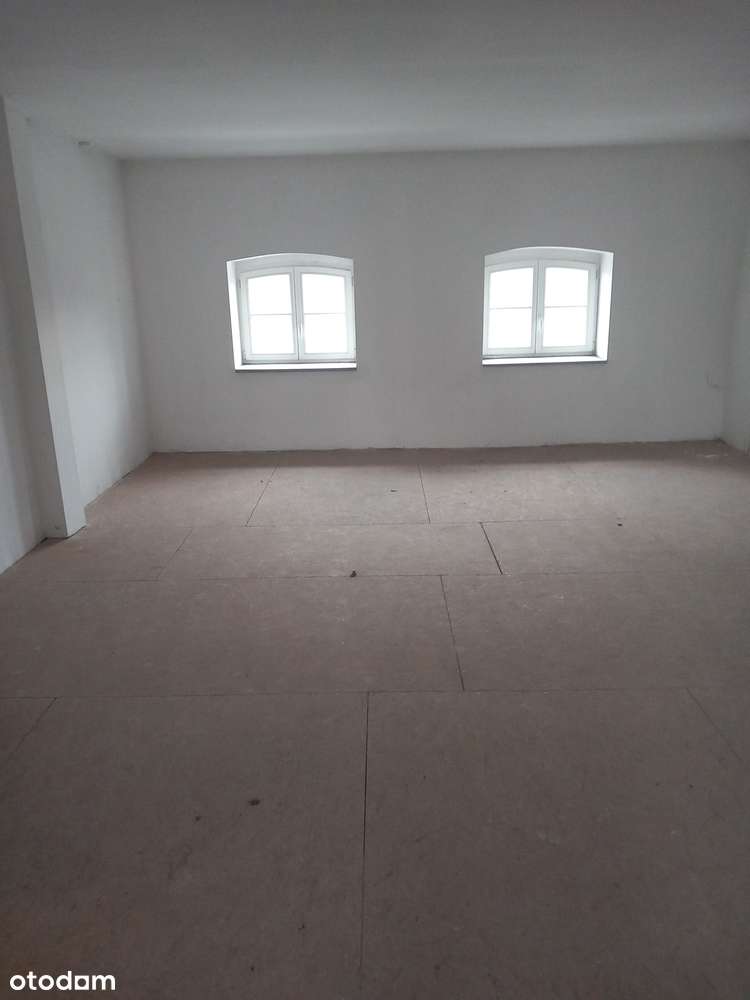 Pszczyna, Plac Dworcowy - lokal użytkowy w budynku dworca - Pełny obrazek: 4/4