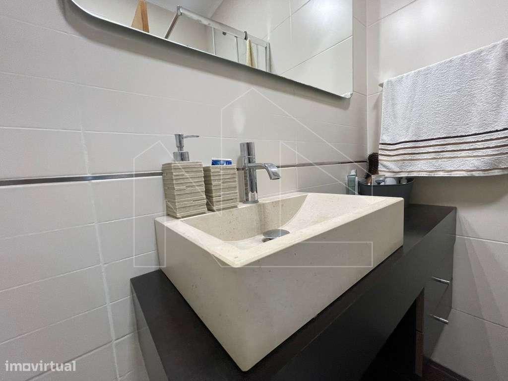 Apartamento T2 Premium no coração da Curia-15