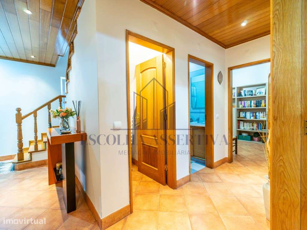 Elegância e Exclusividade na Aroeira - Moradia com Piscina, Jardim ...-19