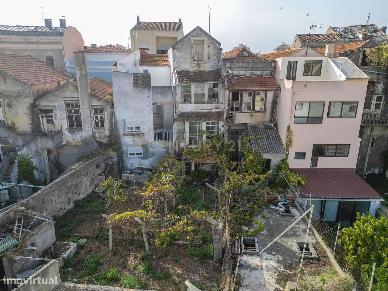 Edifício em zona história para remodelar. - Grande imagem: 5/35