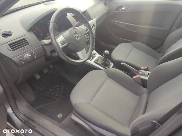 Opel Astra III 1.7 CDTI Enjoy - 13