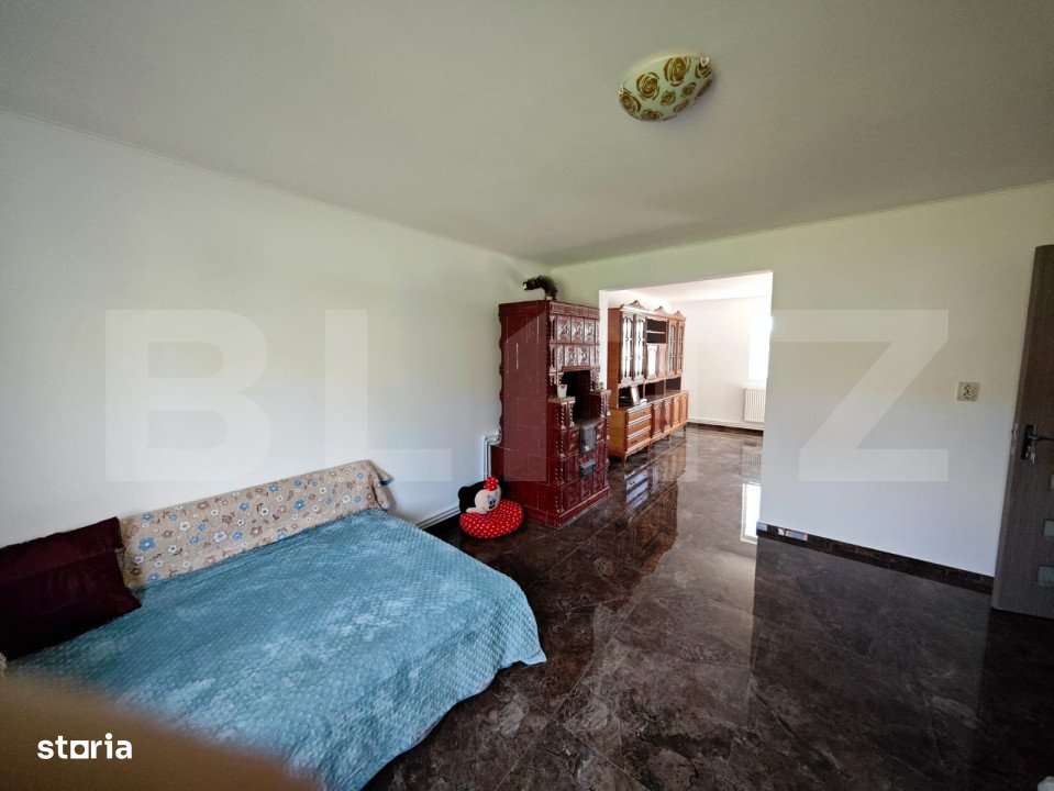 Casa cu 4 camere, 105 mp utili, cu garaj si 500 mp teren, zona Letcani - Imagine principală: 5/8