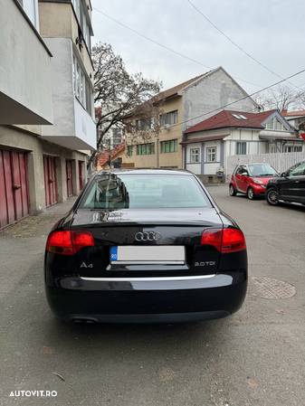 Audi A4 2.0 TDI B8 - 5