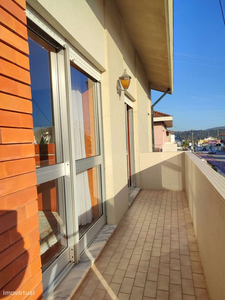 Casa com restaurante, localizada a poucos minutos a pé do mar, Espinho-19