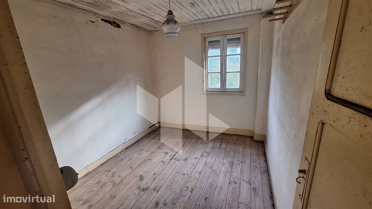 Moradia Rústica T2 Venda em São Miguel do Outeiro e Sabugosa,Tondela - Grande imagem: 5/15