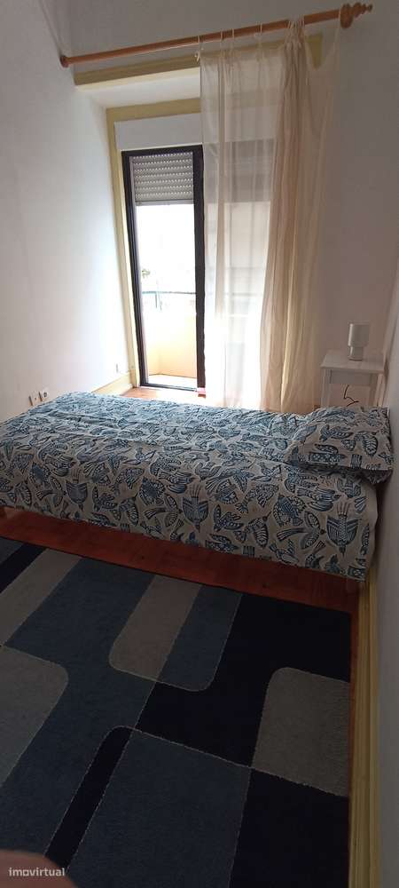 Quarto espaçoso e luminoso para rapariga – Penha de França Lisboa - Grande imagem: 4/5