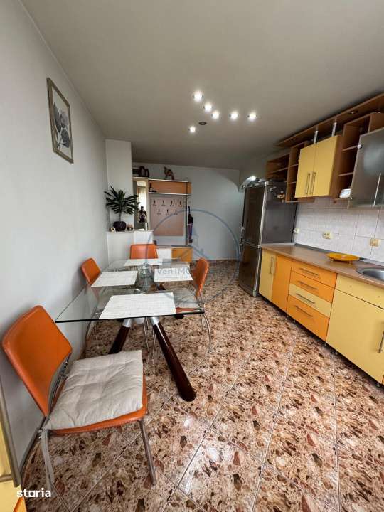 Apartament 2 camere, decomandat, etaj 4/4, STEFAN CEL MARE - Imagine principală: 2/5