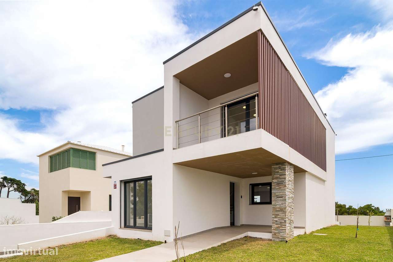 Moradia T4 isolada | Quinta D. Isabel de Abreu com garagem e piscina-14