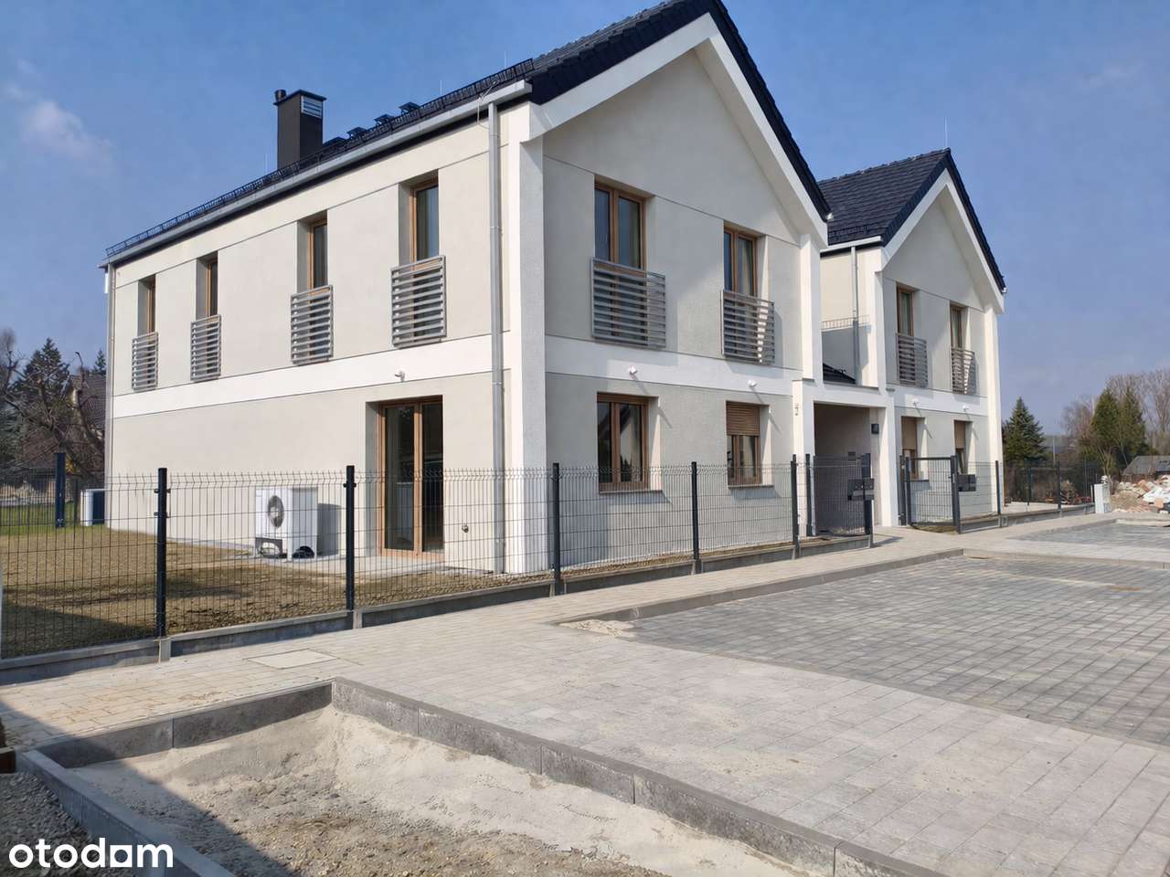 Dwupoziomowe|4-pokojowe|mieszkanie z ogrodem - Pełny obrazek: 2/16