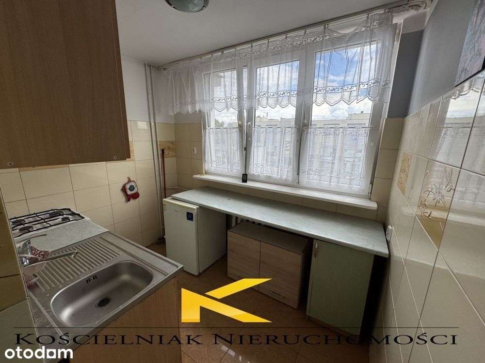 Trzy pok. z parkingiem w centrum miasta-6