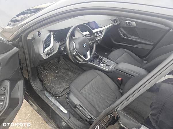 BMW Seria 2 216d Gran Coupe - 9