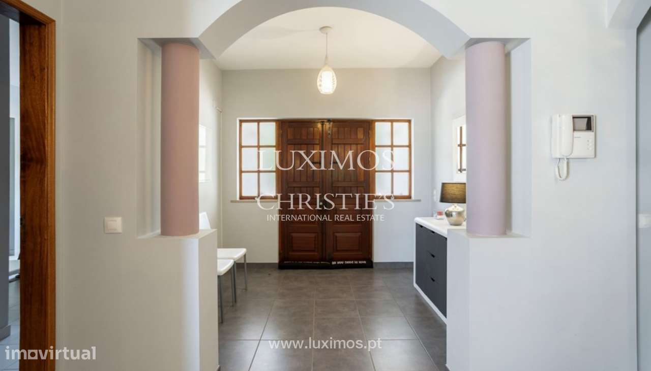 Moradia V4 com piscina, para venda em Boliqueime, Algarve - Grande imagem: 3/25