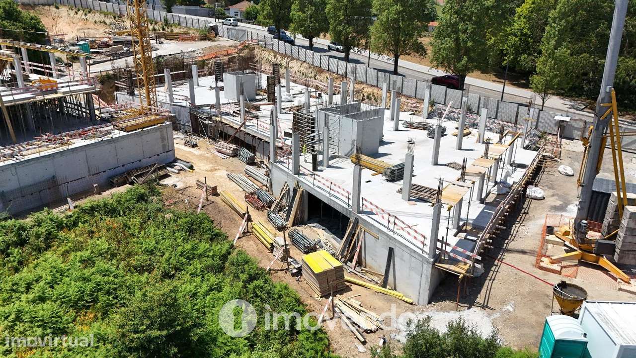 Apartamento T2 novo, com vista Rio, no Empreendimento D'Ouro Mar-30