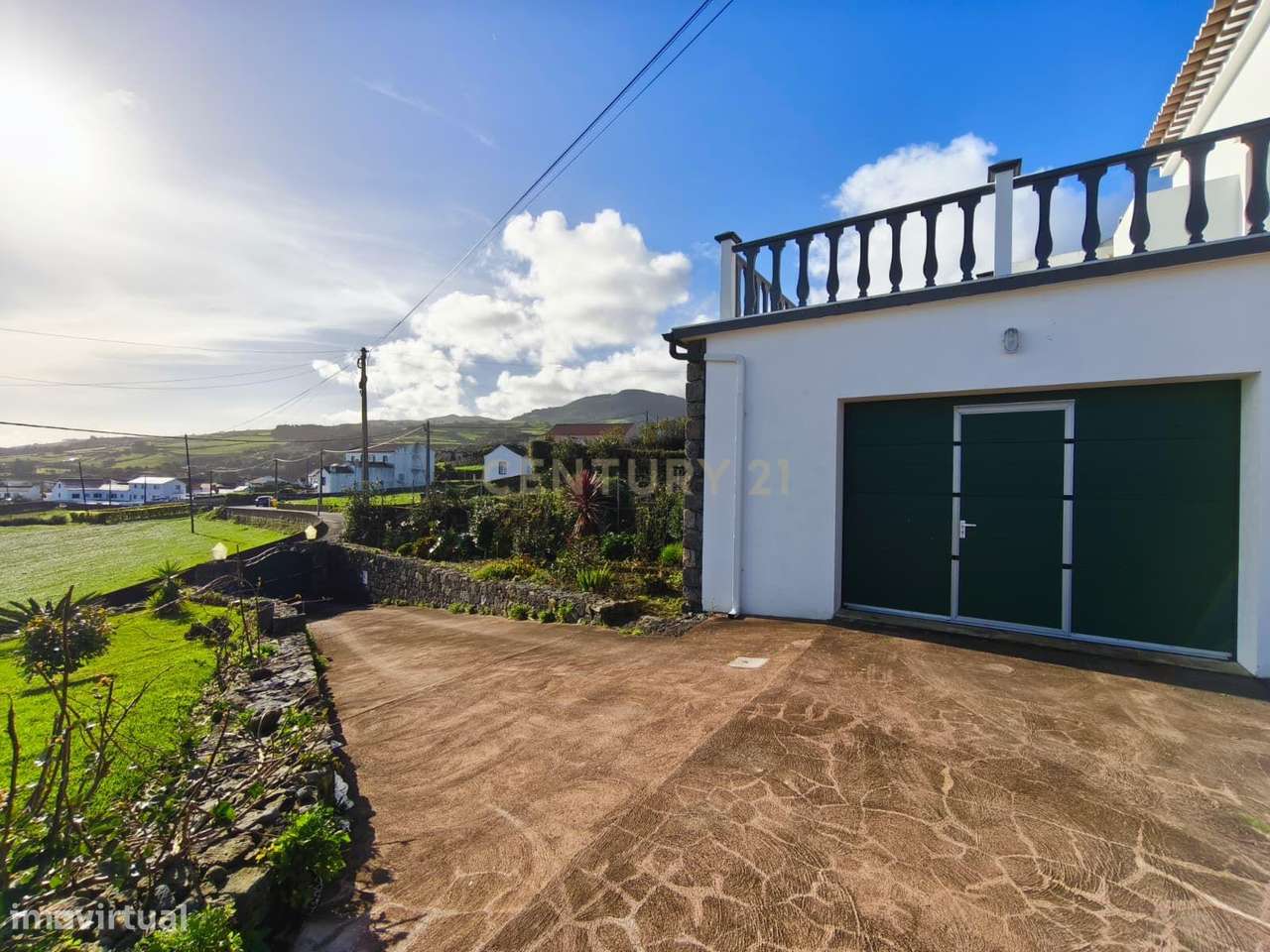 Casa Renovada com Vista Mar em Lomba da Fazenda, Nordeste-20