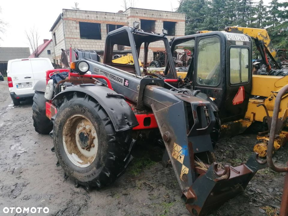 Siłownik poziomowania Massey Ferguson 8937 - 9