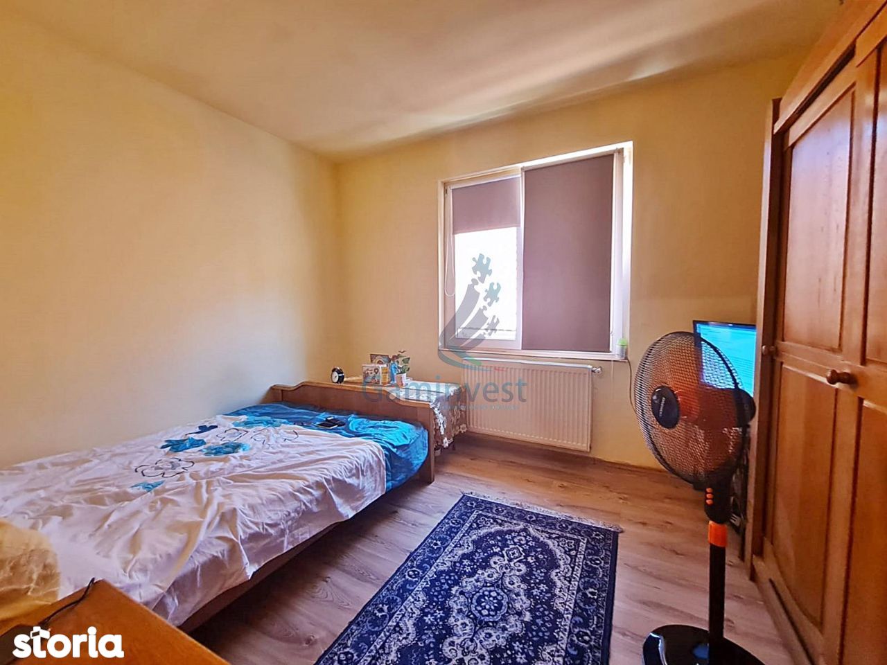 Apartament cu o camera, decomandat de vanzare, central Oradea, Bihor,