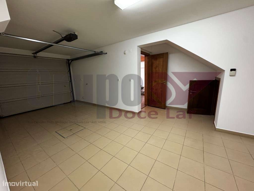 Moradia T3 com Garagem em Santana (Sesimbra)-39