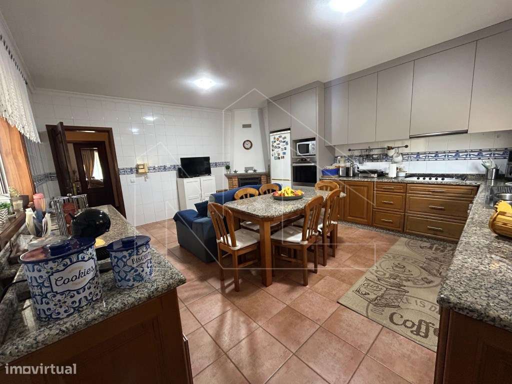 Moradia T4 triplex com jardim e terraço - a 6 minutos de Aveiro-8