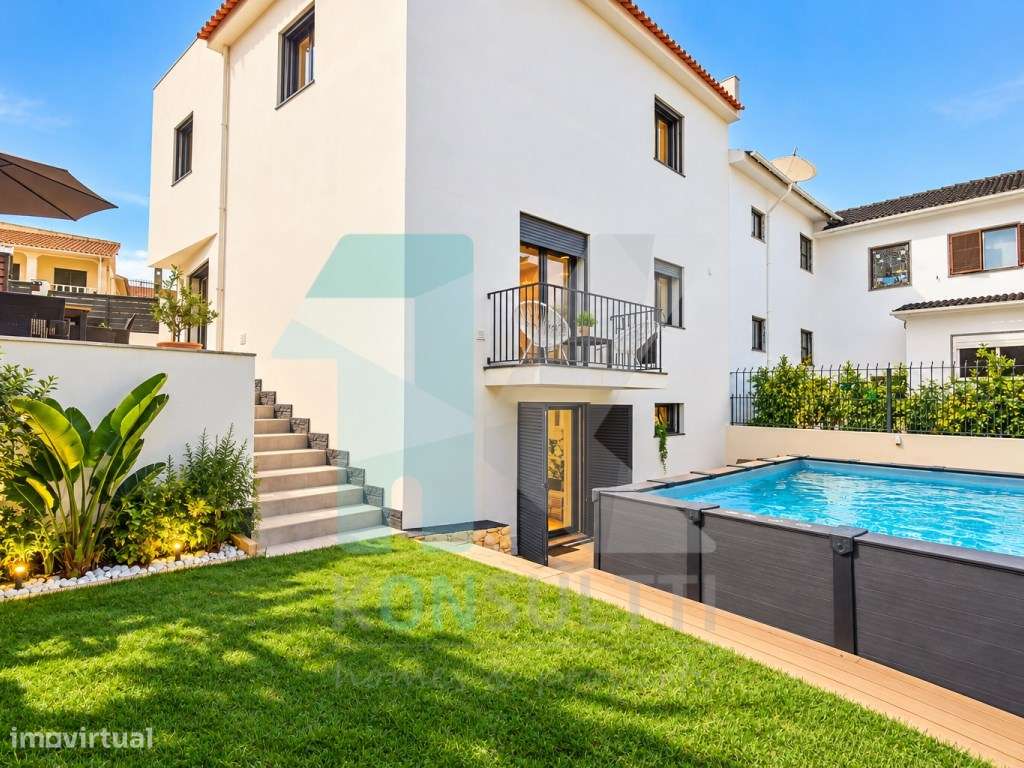 Fantástica Moradia geminada T3+1 com piscina - São Domingos de Rana-0