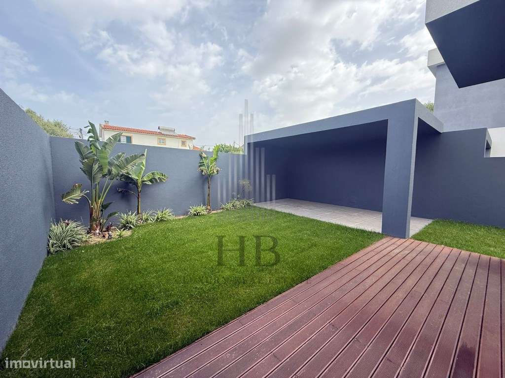 Moradia T3 com Jardim em Bicesse | Cascais-36